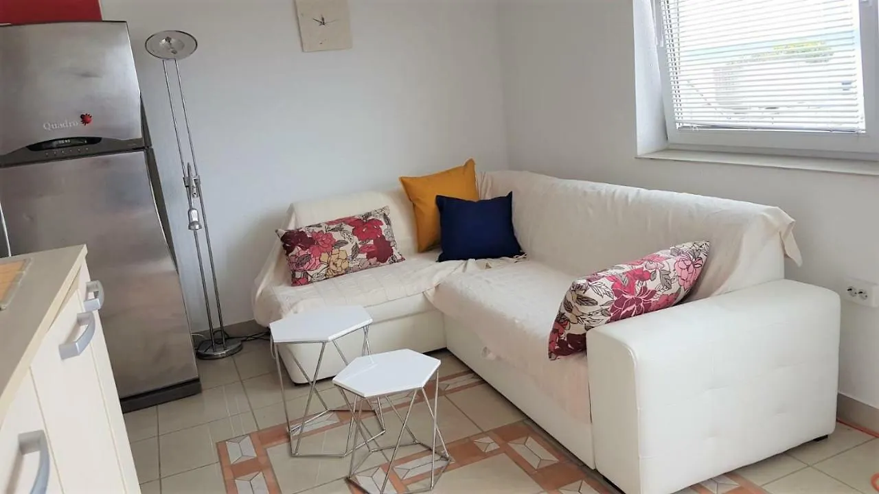 Apartment Maslenica 2, Near Zadar