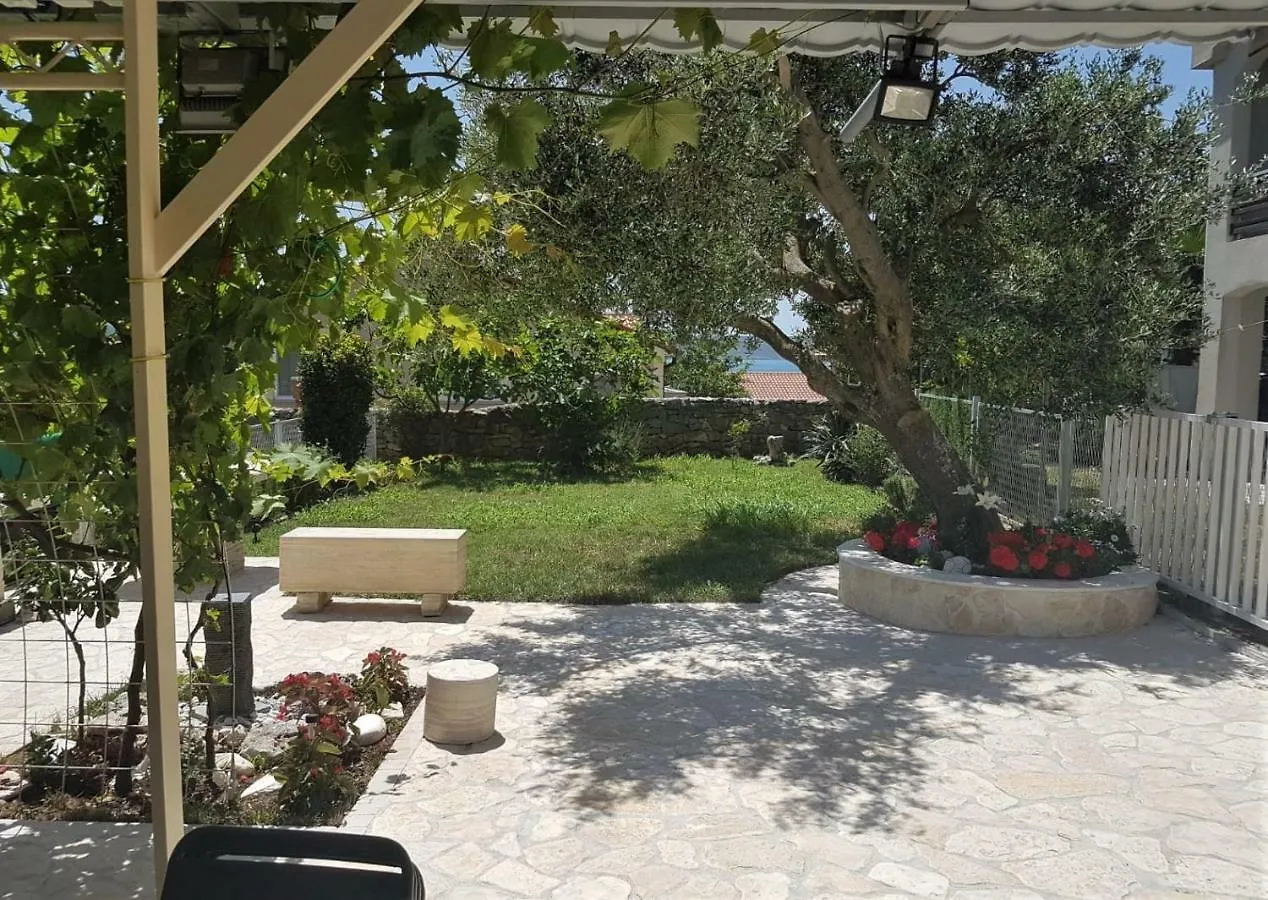 Apartment Maslenica 2, Near Zadar
