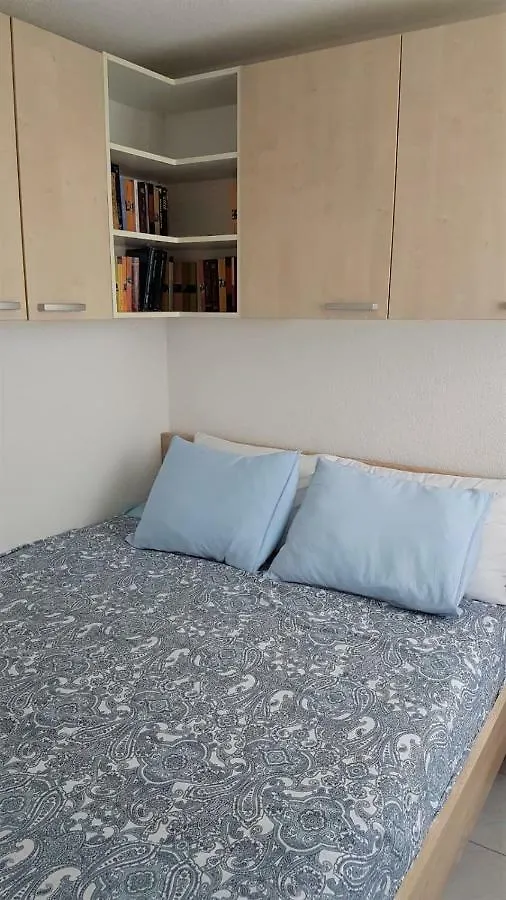 Apartment Maslenica 2, Near Zadar 0*,  Croatia